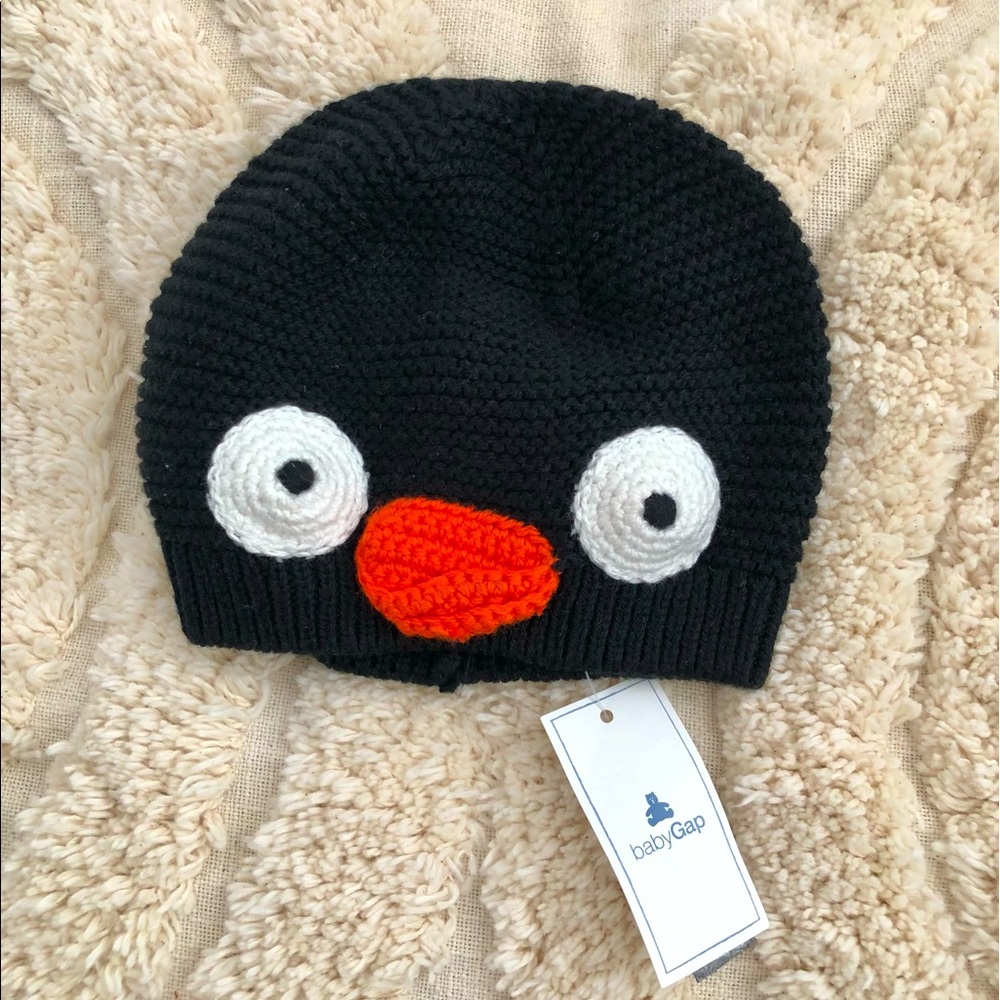 Infant Baby Knit Hat Penguin Bird Boy or Girl 6-12M babyGAP NWT